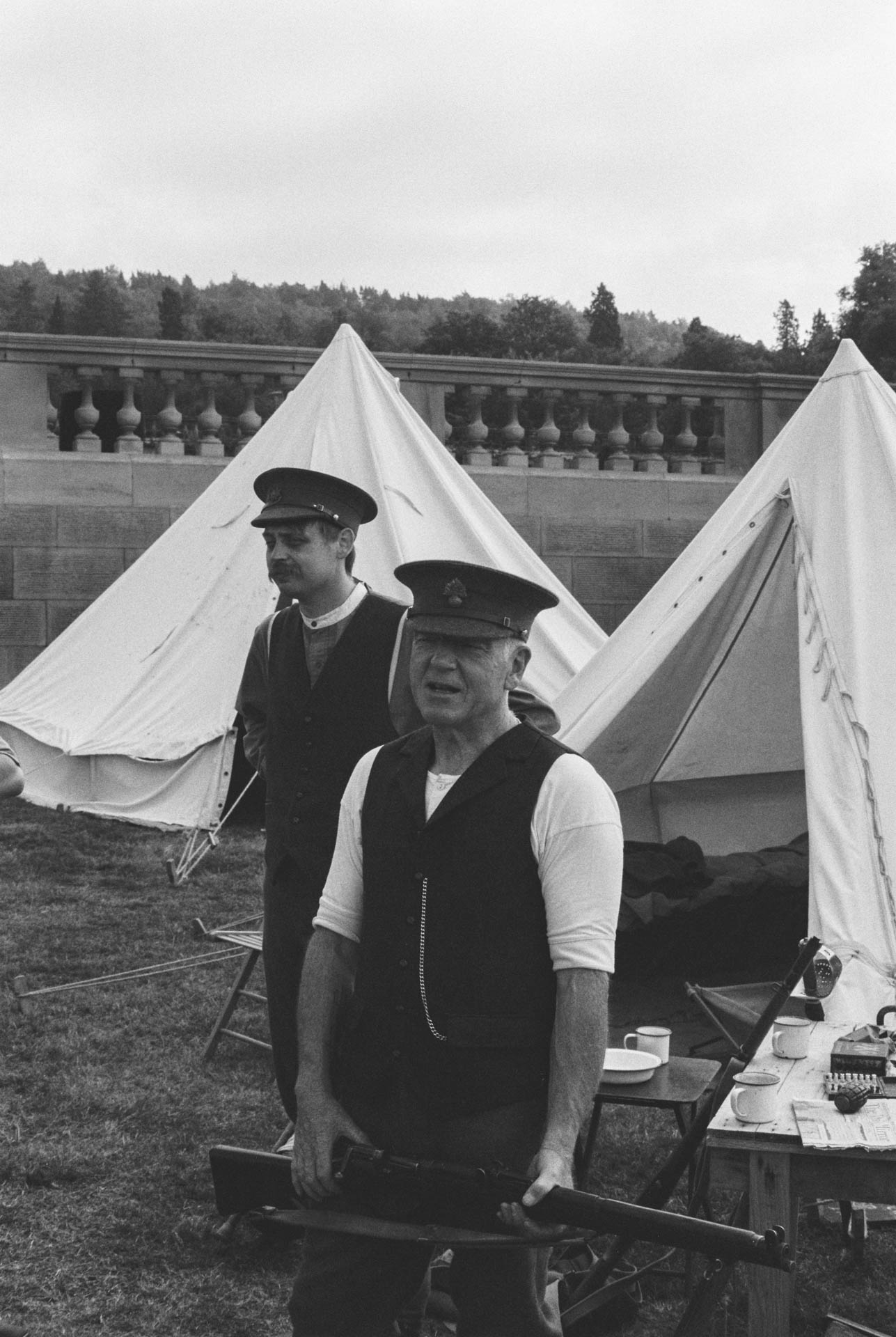 A black and white photograph of a WW1 reenactment at Chatsworth Country Fayre, Derbyshire, The Peak District on Ilford HP5 Plus.